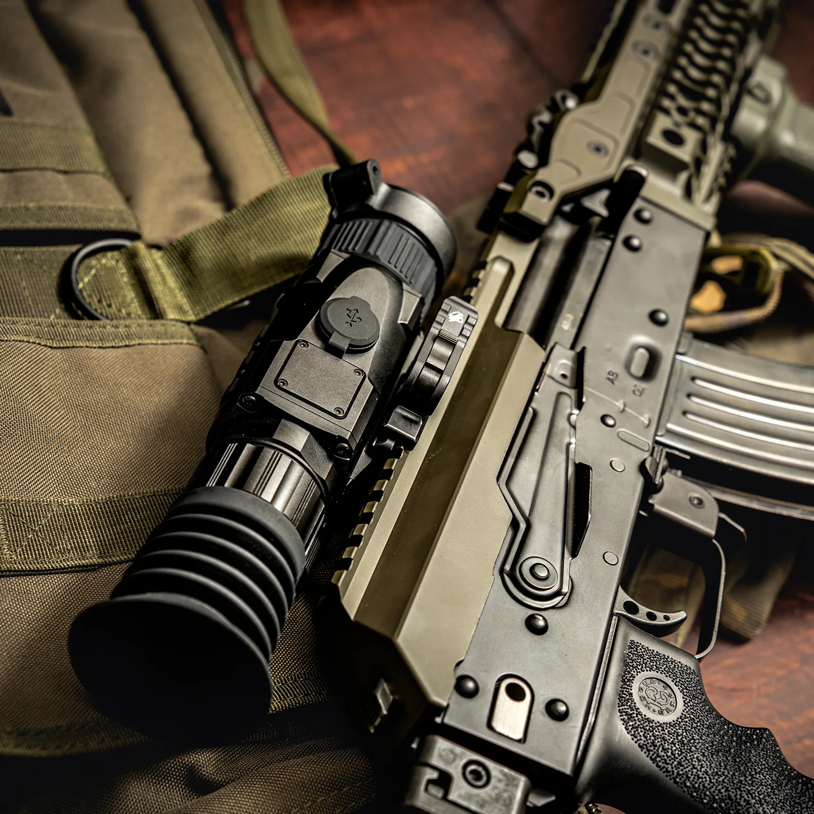 HS225 - Hydra 256x192 25mm Multi-Function Thermal Scope - Standalone Scope, Clip-On, Handheld Monocular - Image 3